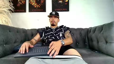 Snapshot of matias_costa chatting on May 1, 12:15 am MATIAS COSTA online show from May 1, 12:15 am