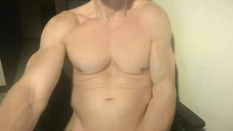 MatiasMatureMuscle online show from June 29, 2:07 am