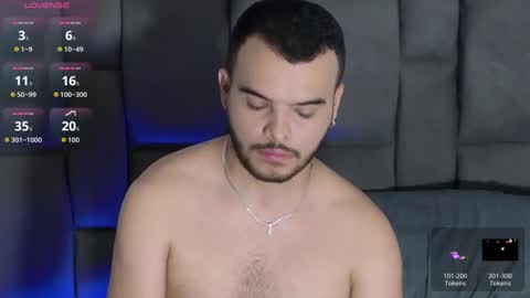 Snapshot of matiastowers chatting on October 15, 3:39 am Matias Towers online show from October 15, 3:39 am