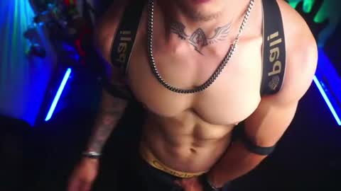Snapshot of matiusdf chatting on June 25, 10:14 pm matius online show from June 25, 10:14 pm
