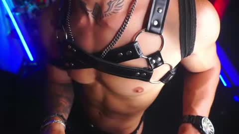 Snapshot of matiusdf chatting on July 7, 6:47 am matius online show from July 7, 6:47 am