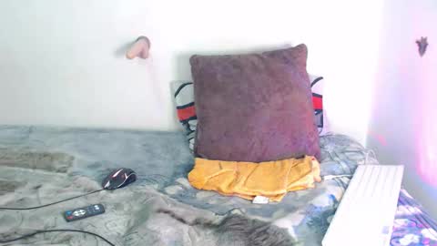 Snapshot of matraves chatting on January 9, 8:54 pm matraves online show from January 9, 8:54 pm