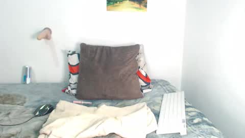 Snapshot of matraves chatting on March 25, 9:15 am matraves online show from March 25, 9:15 am