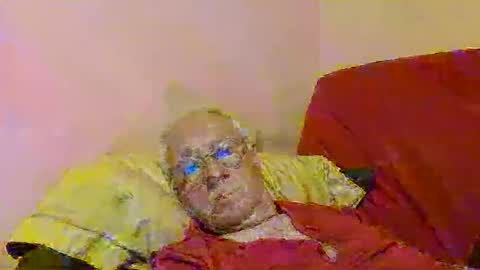 Snapshot of matricule4246 chatting on April 1, 11:57 pm joyaam79 online show from April 1, 11:57 pm