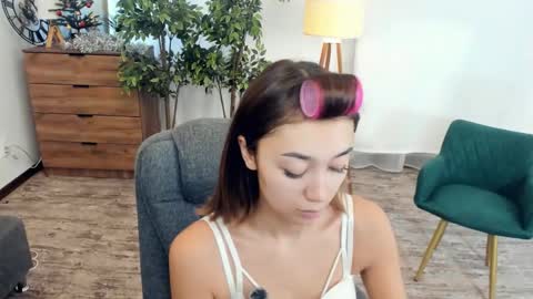 Kate online show from January 6, 9:02 am