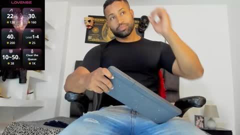 matt rodriguez92 online show from October 25, 11:51 am