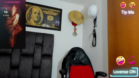 matt rodriguez92 online show from April 17, 9:12 am