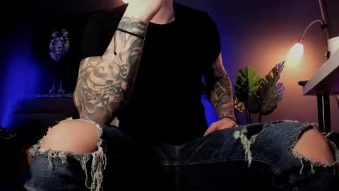 Matt online show from April 20, 7:33 am