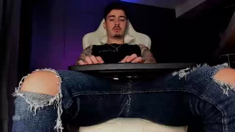 Snapshot of matt_thestud chatting on June 12, 8:02 am Matt online show from June 12, 8:02 am