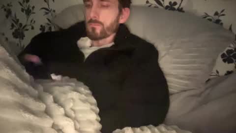 Snapshot of mattcarta chatting on January 22, 12:27 am mattcarta online show from January 22, 12:27 am