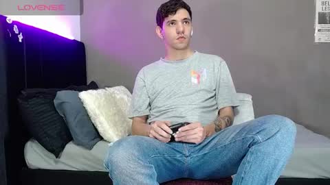 ---Matteo--- online show from March 26, 9:04 am