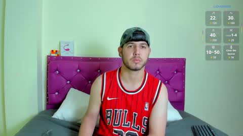 matthewlatinc online show from February 19, 7:10 pm