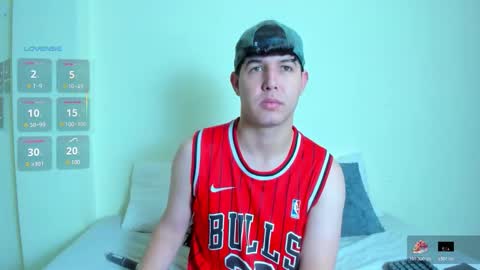 matthewlatinc online show from March 1, 8:11 pm