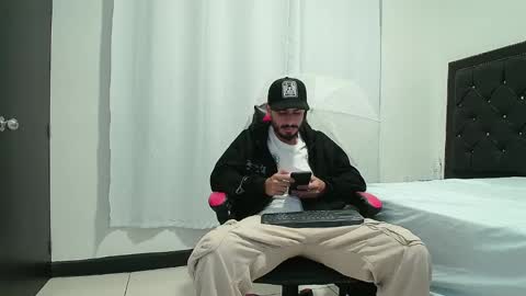 Matthew online show from April 22, 2:25 am