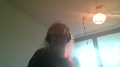 Snapshot of matthy60 chatting on October 11, 8:02 am Matthias online show from October 11, 8:02 am