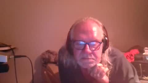 Snapshot of matthy60 chatting on November 1, 1:29 am Matthias online show from November 1, 1:29 am
