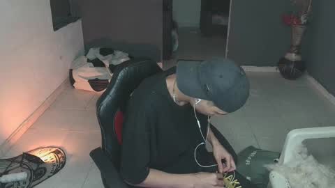 mattias     online show from February 19, 11:49 am