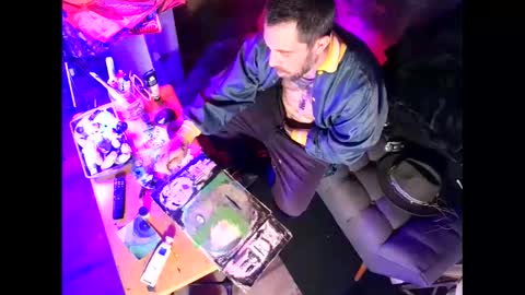 Snapshot of mattiedee369 chatting on October 30, 10:43 pm mattiedee369 online show from October 30, 10:43 pm