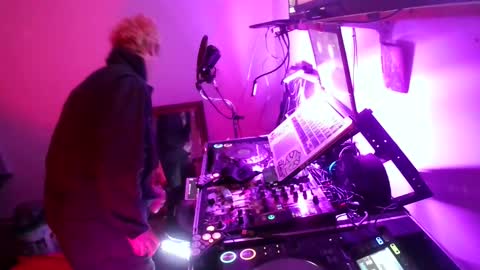 mattiedee369 online show from February 28, 9:32 am