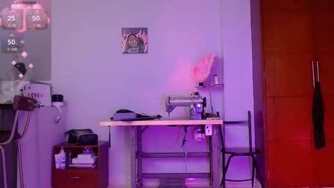 Snapshot of mattilda_18 chatting on September 11, 8:20 pm mattilda_18 online show from September 11, 8:20 pm