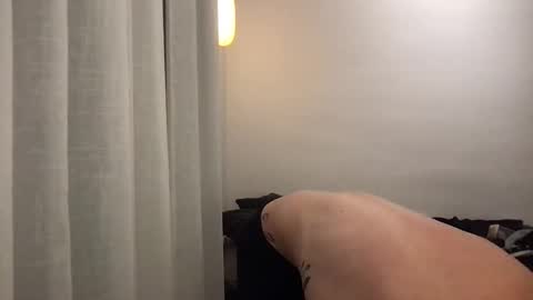 Snapshot of mattioss chatting on February 21, 7:26 pm mattioss online show from February 21, 7:26 pm