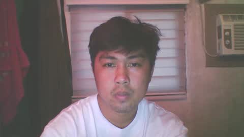 Snapshot of matty040798 chatting on March 29, 4:01 am matty040798 online show from March 29, 4:01 am