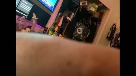 Snapshot of mattyrazz chatting on September 30, 2:38 am NiceBigJuicyHead online show from September 30, 2:38 am