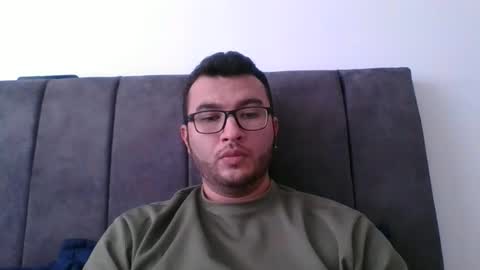 Snapshot of mattz92 chatting on March 13, 7:31 pm mattz92 online show from March 13, 7:31 pm