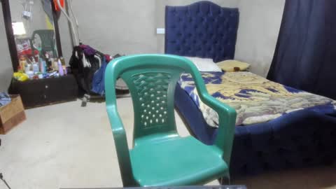 Snapshot of mature_bigboobs__ chatting on December 4, 6:50 pm mature_bigboobs__ online show from December 4, 6:50 pm