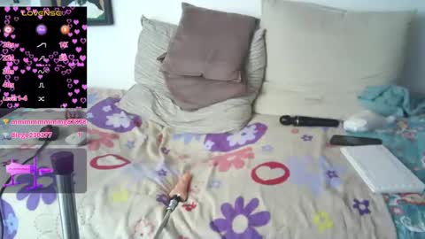 Snapshot of mature_couple_wild_2 chatting on January 31, 1:11 am DominikFrank online show from January 31, 1:11 am