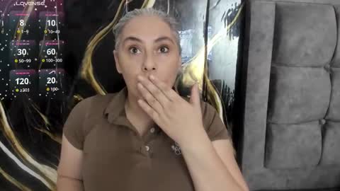 mature_gold online show from September 13, 12:16 pm