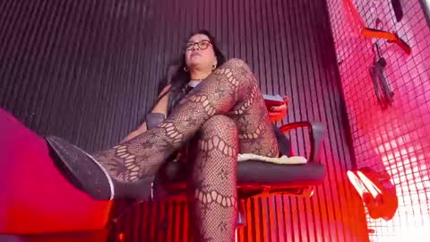 Snapshot of mature_naughty_x chatting on June 25, 1:27 am DEBORA online show from June 25, 1:27 am