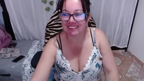 Sonia online show from February 5, 9:07 pm