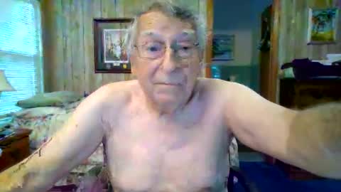 Snapshot of maturecouple1954 chatting on May 6, 11:48 am SXECPL55 at G mail Dot Com online show from May 6, 11:48 am