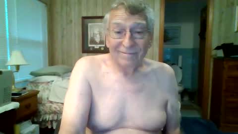 Snapshot of maturecouple1954 chatting on May 9, 11:48 am SXECPL55 at G mail Dot Com online show from May 9, 11:48 am