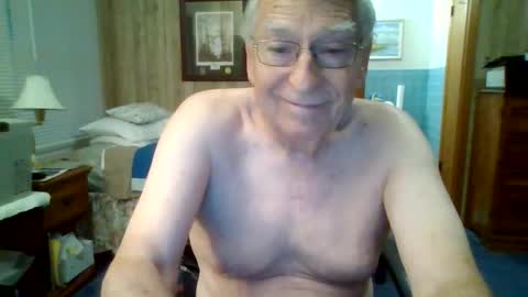 Snapshot of maturecouple1954 chatting on June 11, 10:24 am SXECPL55 at G mail Dot Com online show from June 11, 10:24 am