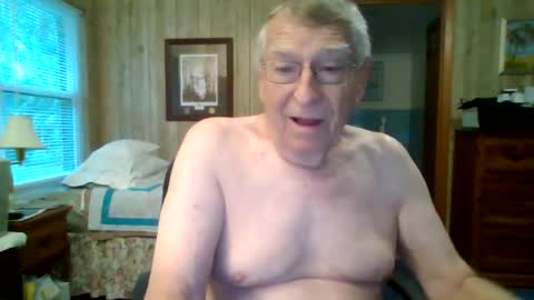 Snapshot of maturecouple1954 chatting on June 15, 11:12 am SXECPL55 at G mail Dot Com online show from June 15, 11:12 am