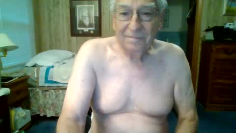 Snapshot of maturecouple1954 chatting on June 22, 11:29 am SXECPL55 at G mail Dot Com online show from June 22, 11:29 am