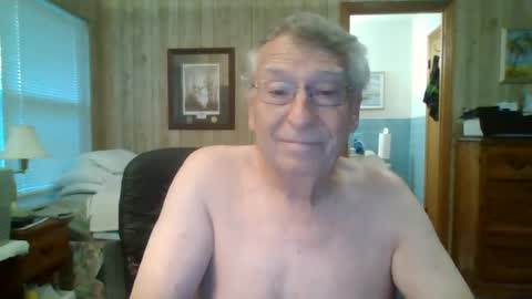 Snapshot of maturecouple1954 chatting on July 16, 11:49 am SXECPL55 at G mail Dot Com online show from July 16, 11:49 am