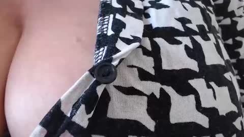 Desire online show from March 10, 11:42 am