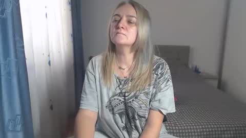 maturediana online show from February 4, 11:16 am