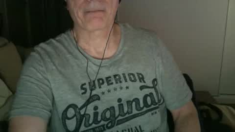 Snapshot of maturehotman chatting on January 9, 8:44 pm maturehotman online show from January 9, 8:44 pm