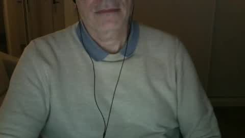 Snapshot of maturehotman chatting on February 16, 5:59 pm maturehotman online show from February 16, 5:59 pm