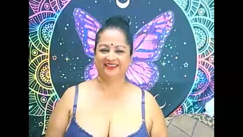 Snapshot of matureindian4u65 chatting on March 3, 9:37 pm matureindian4u65 online show from March 3, 9:37 pm