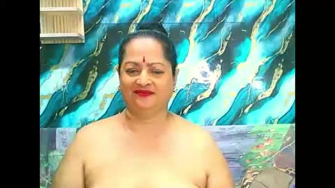 Snapshot of matureindian4u65 chatting on September 30, 8:41 am matureindian4u65 online show from September 30, 8:41 am