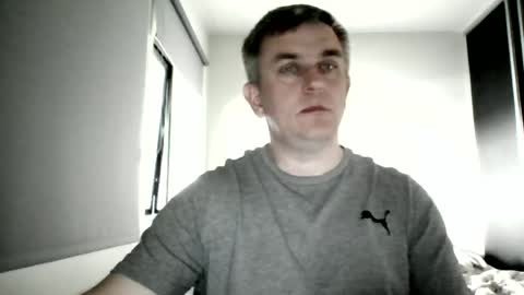 Snapshot of matureontheedge chatting on May 25, 12:00 pm matureontheedge online show from May 25, 12:00 pm