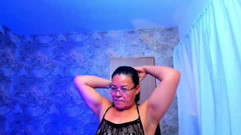 maturepure_ online show from April 18, 7:18 pm