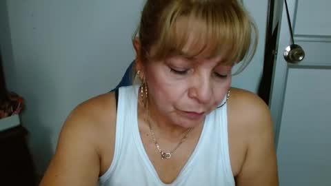 Snapshot of maturetigress4c chatting on February 3, 7:52 pm Cecilia online show from February 3, 7:52 pm