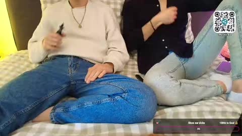 Snapshot of matwinko chatting on May 20, 6:14 pm Matwinko online show from May 20, 6:14 pm