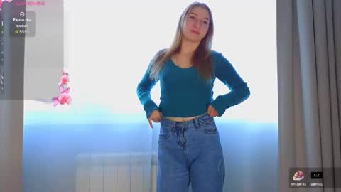 maureencoombs online show from September 18, 4:14 am